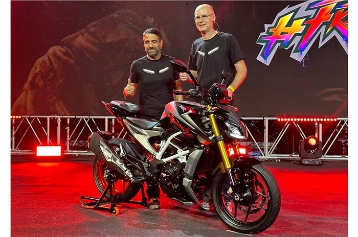 TVS Apache RTR 310 Unveiled A Game-Changer in the Two-Wheeler Industry